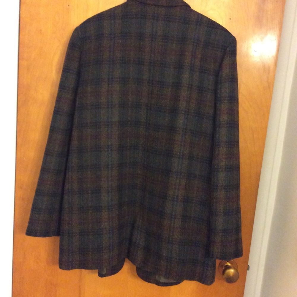 Jacket - Picture 2 of 11